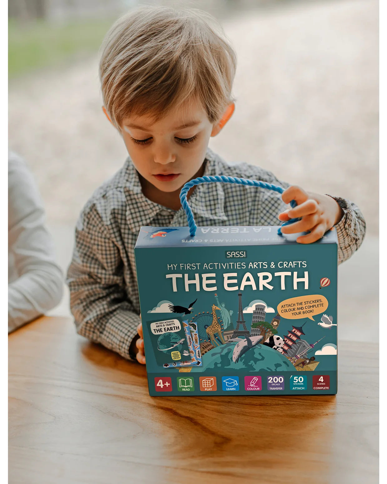 Sassi Arts & Crafts - The Earth