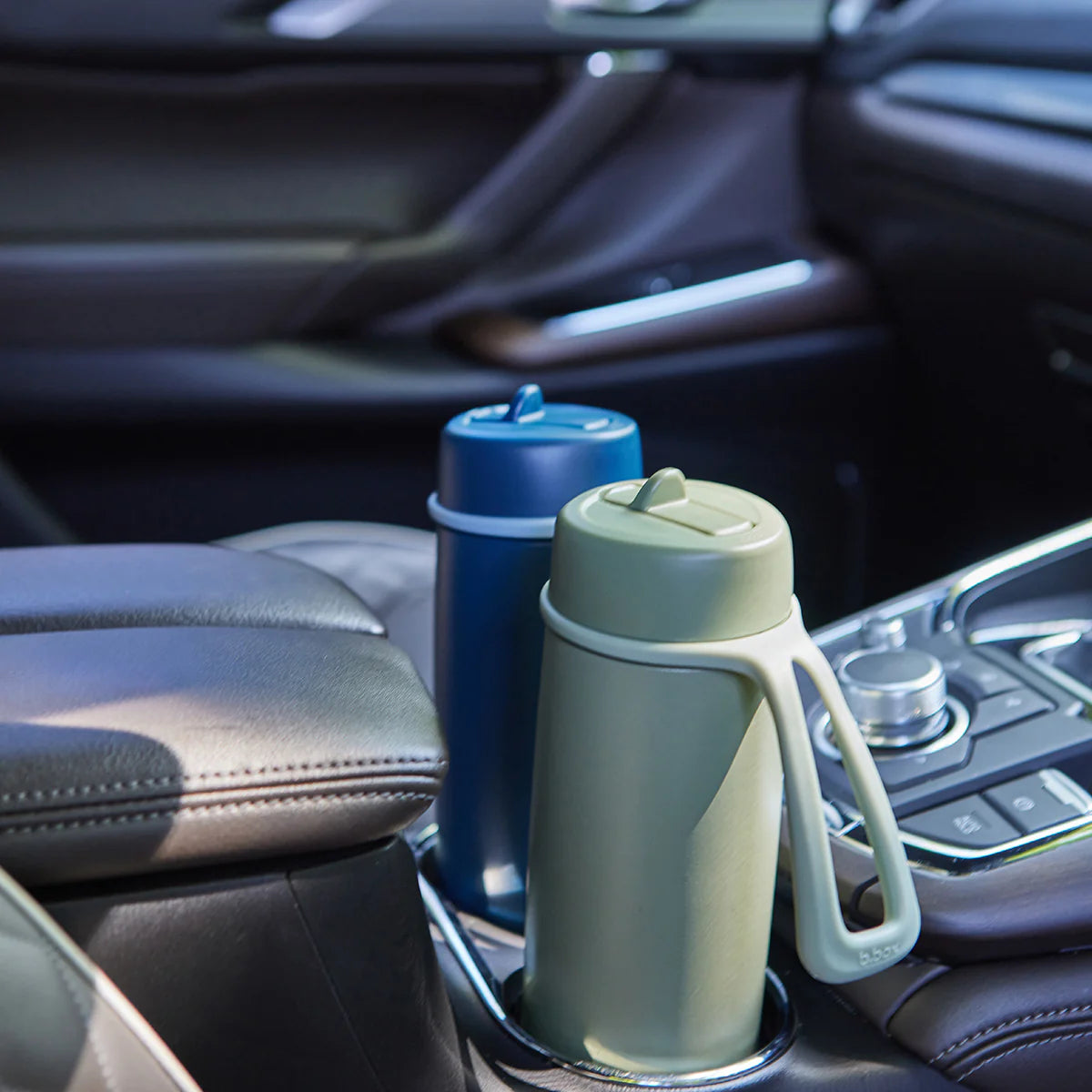 b.box Insulated Flip Top Bottle - 690ml - Olive