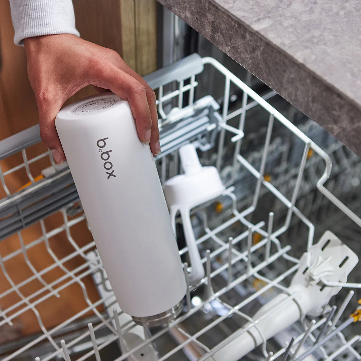 b.box Insulated Flip Top Bottle - 690ml - White Out