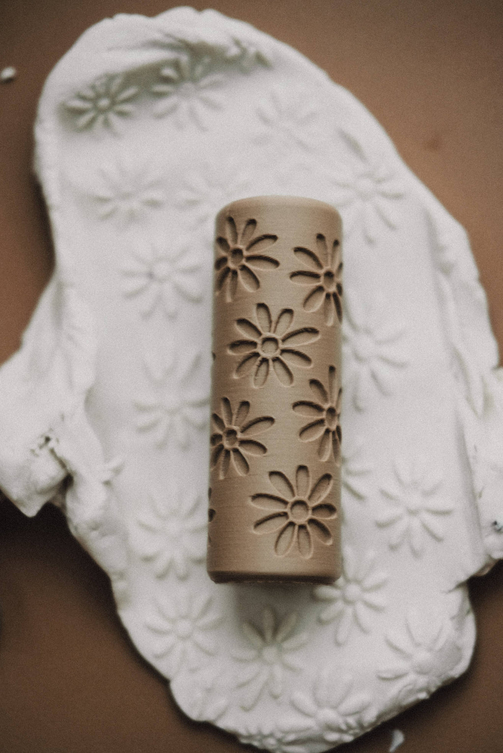 Kinfolk Pantry - Daisy Roller - Eco Pattern Playdough Roller