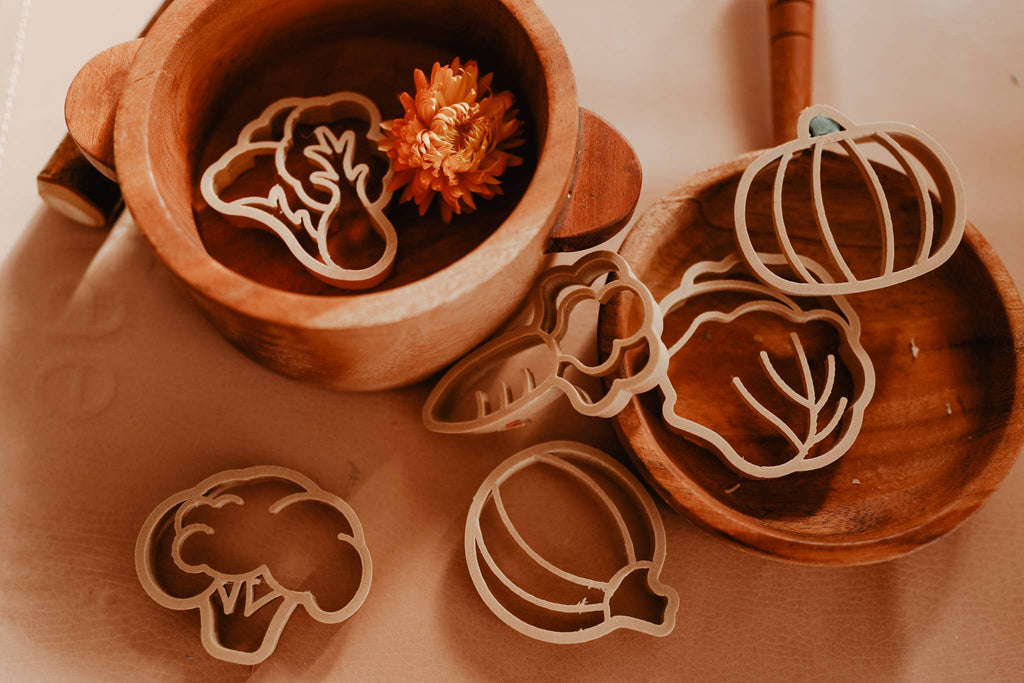 Kinfolk Pantry - Vegetable Cutter Set - Eco Playdough Tool