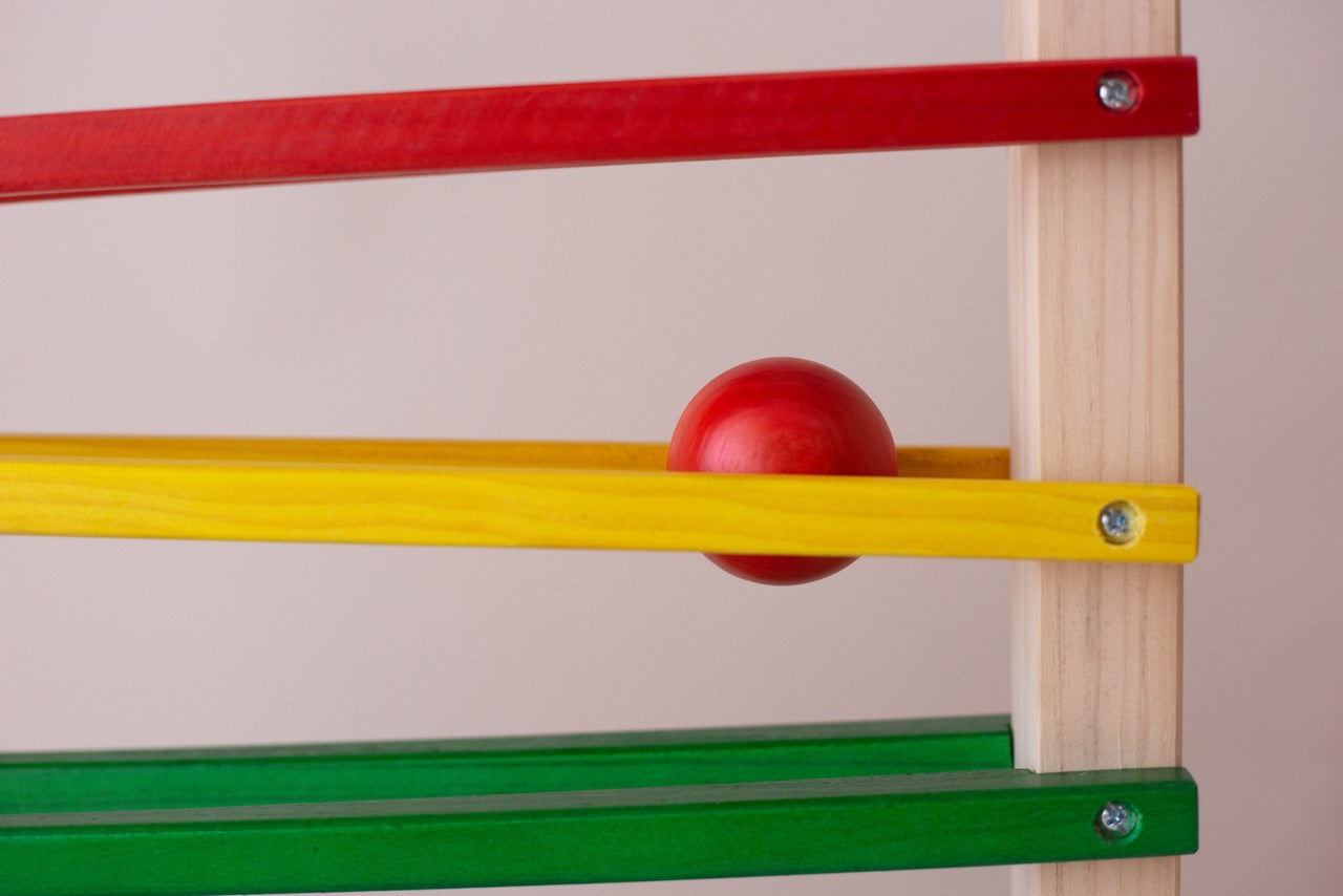 Qtoys - Track a ball rack