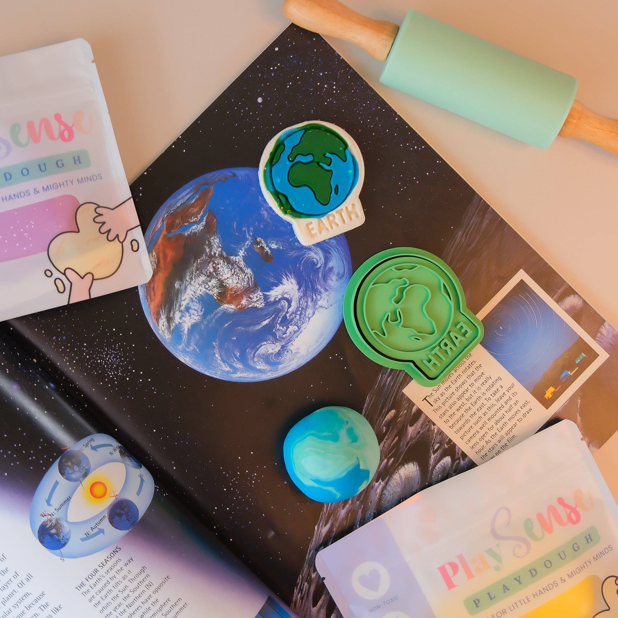 Play Sense - Eco Playdough Stamp | Limited Edition | Earth