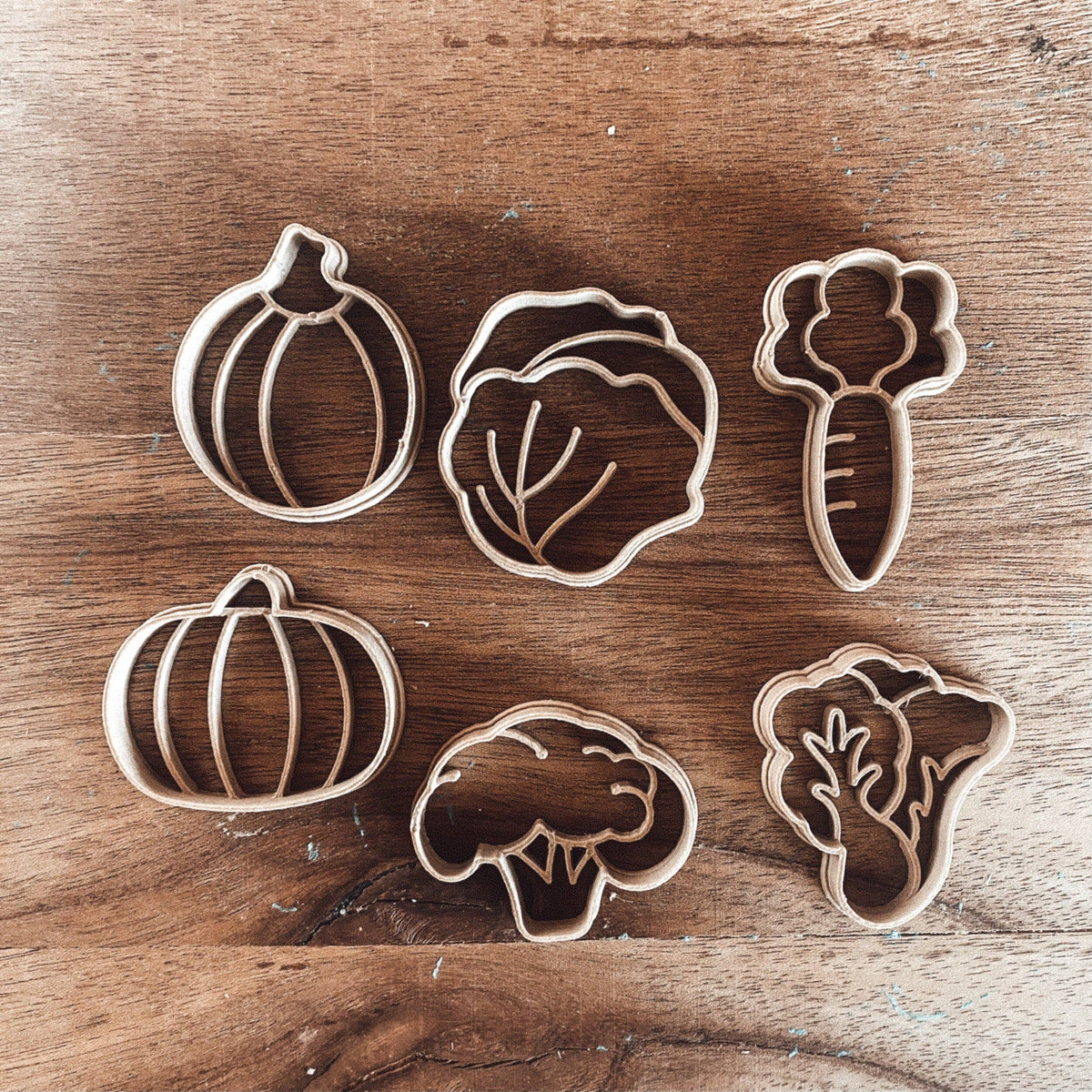 Kinfolk Pantry - Vegetable Cutter Set - Eco Playdough Tool