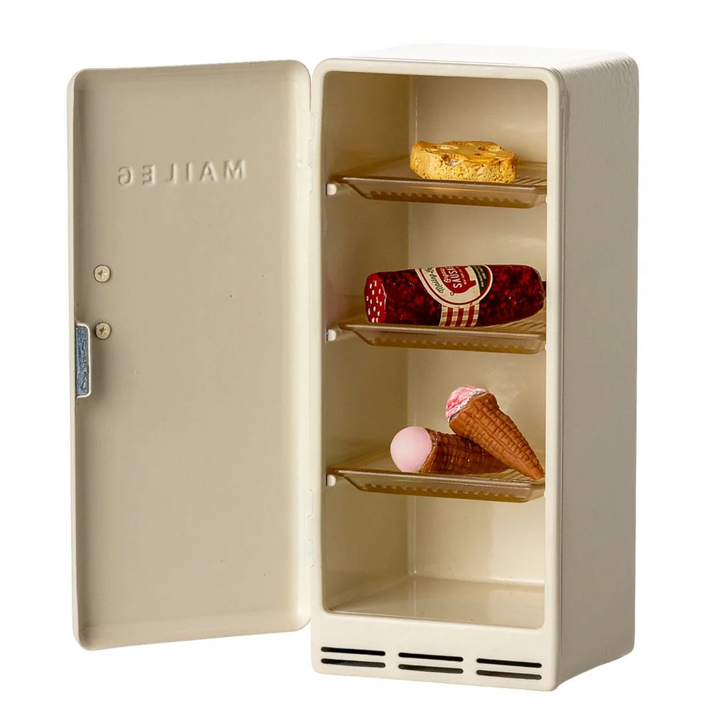 Maileg Fridge Mouse Off White