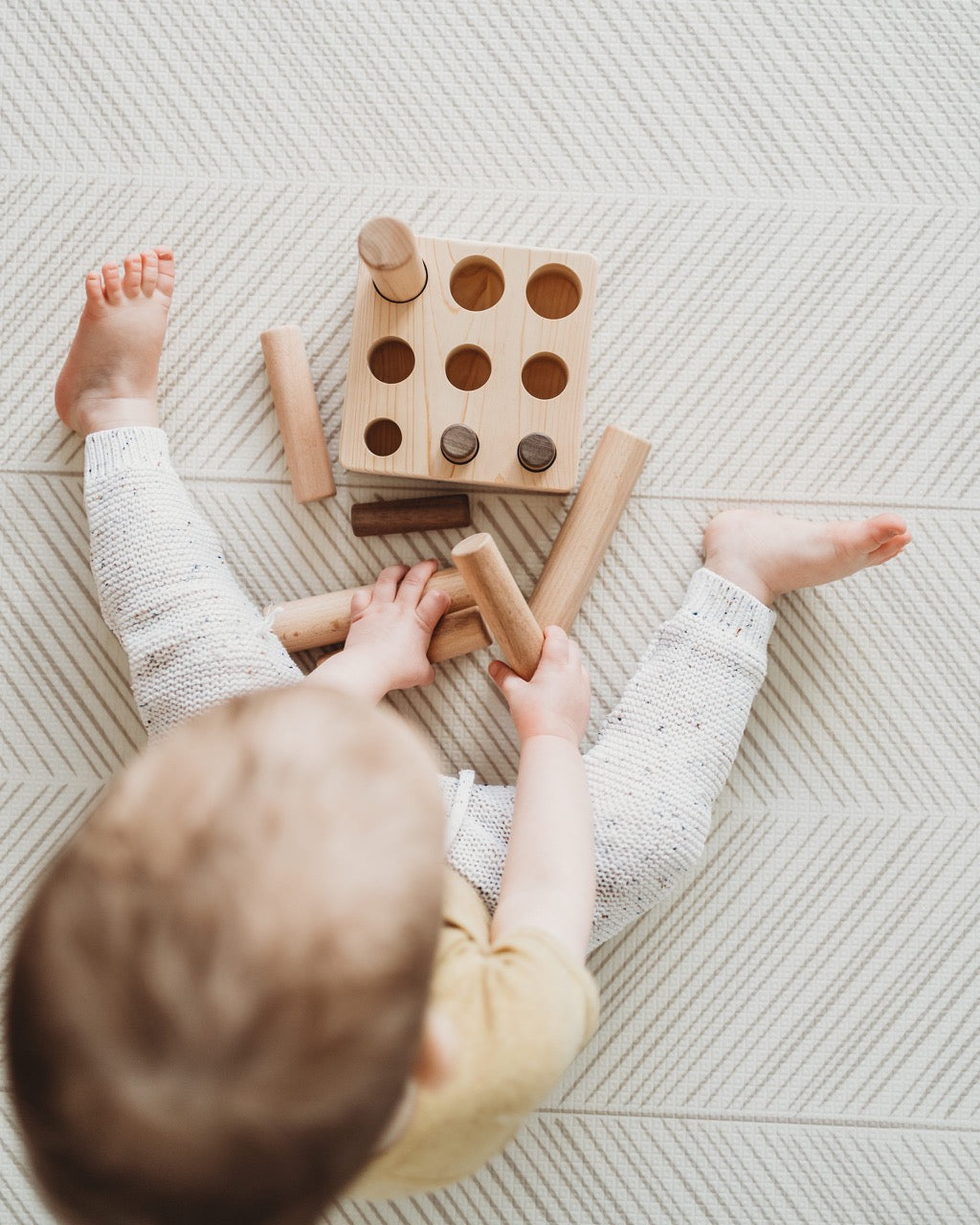 QToys - 9 Pole Puzzle