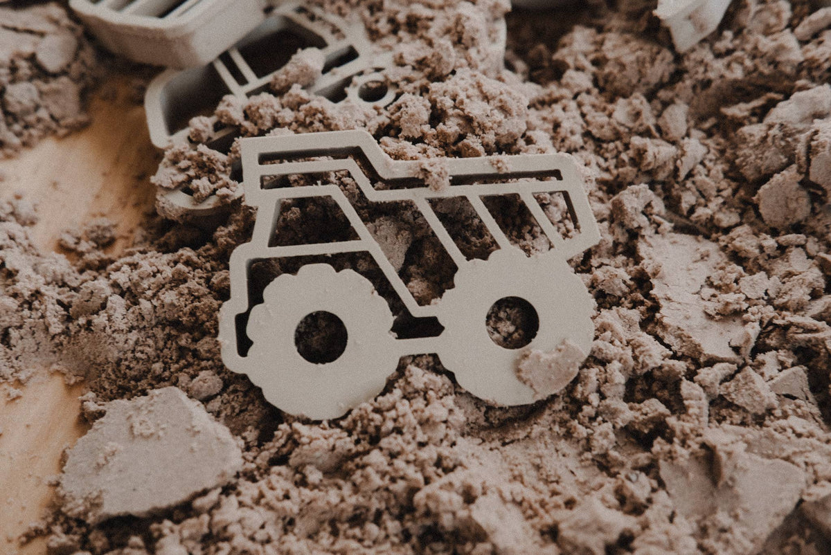 Kinfolk Pantry - Construction Cutter Set - Eco Playdough Tool