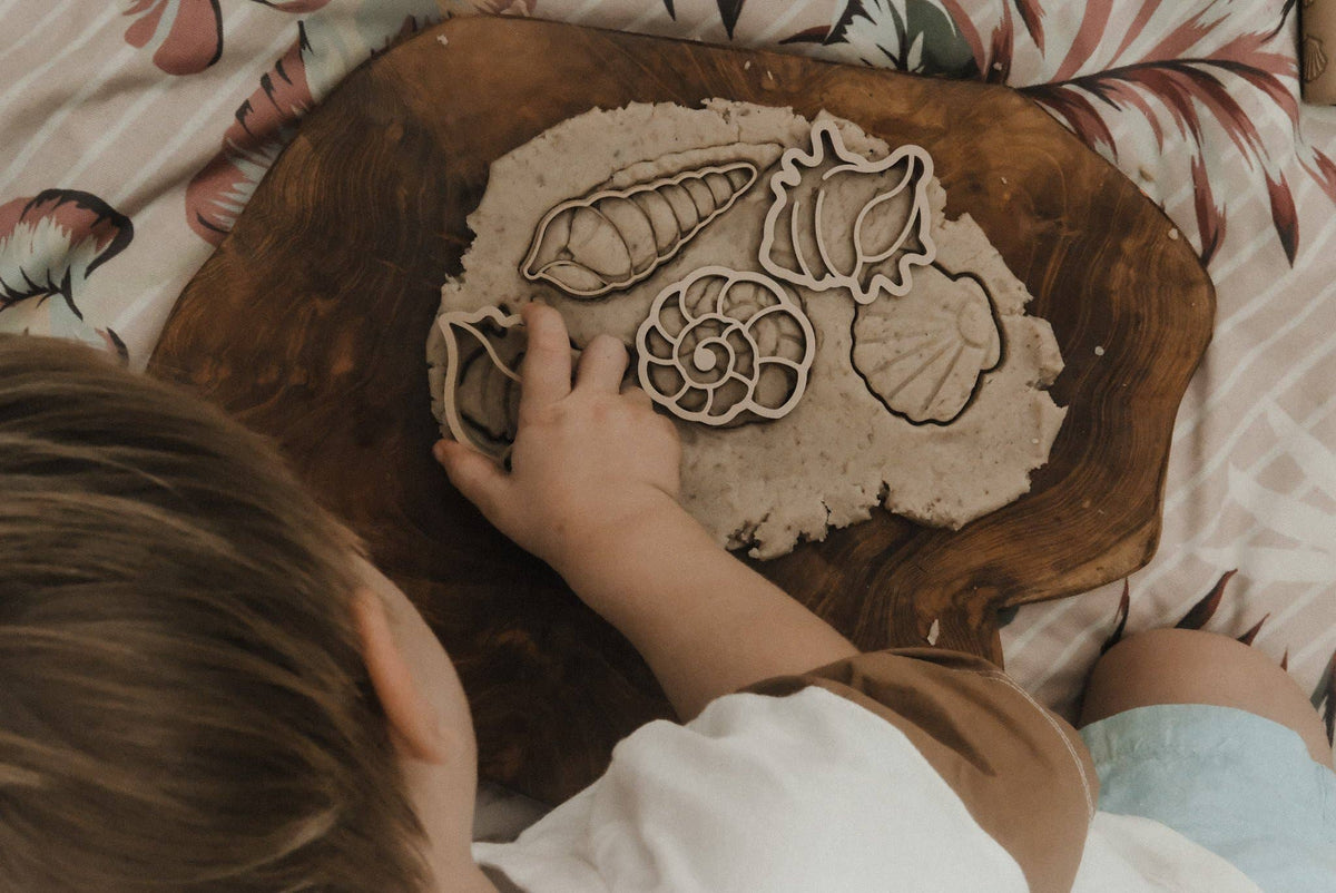 Kinfolk Pantry - Sea shell Eco Cutter Set