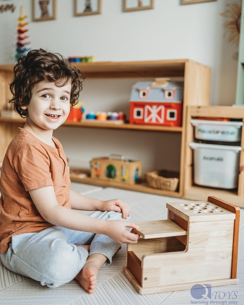 Qtoys - Montessori Cylinder post box
