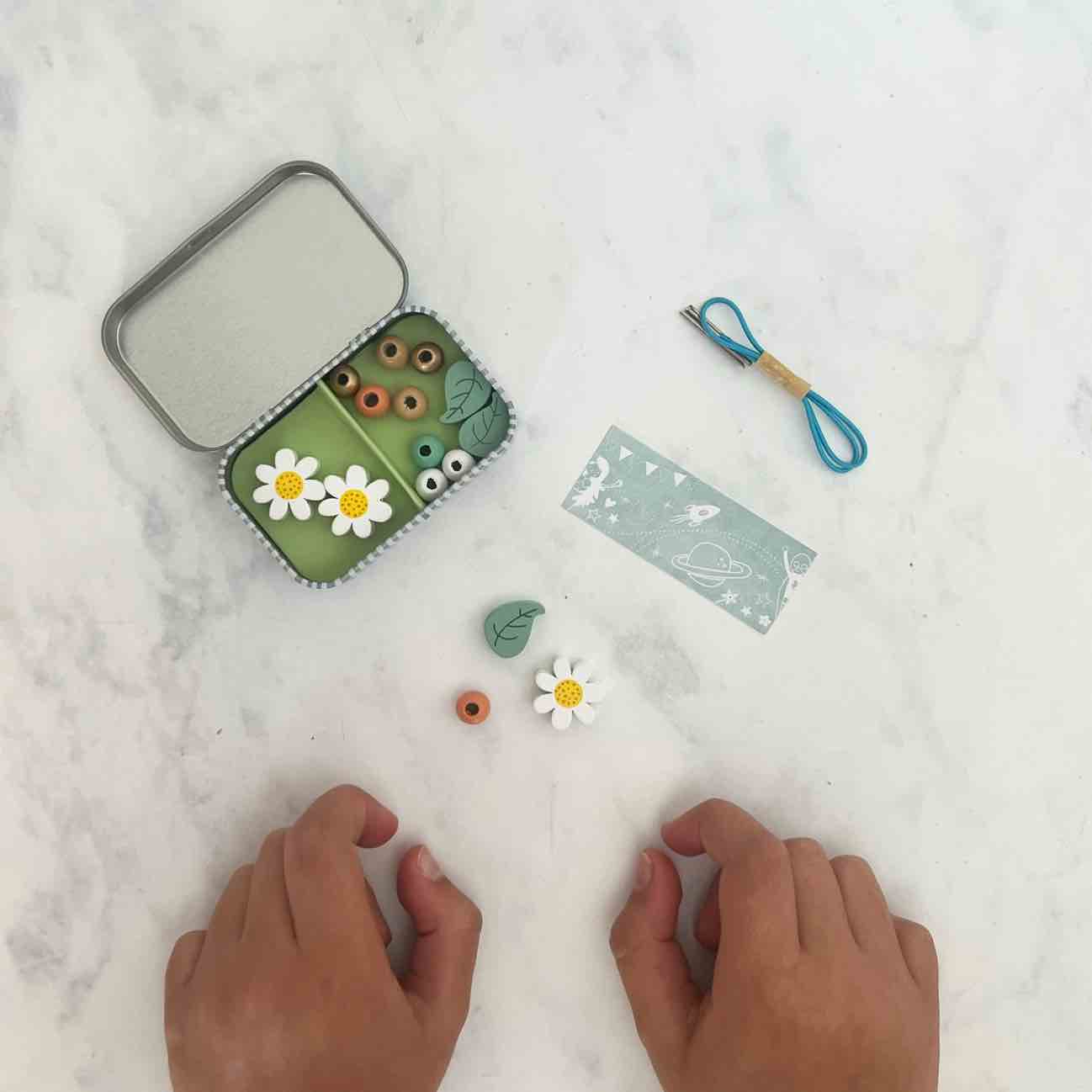 Cotton Twist - Daisy Bracelet Gift Kit