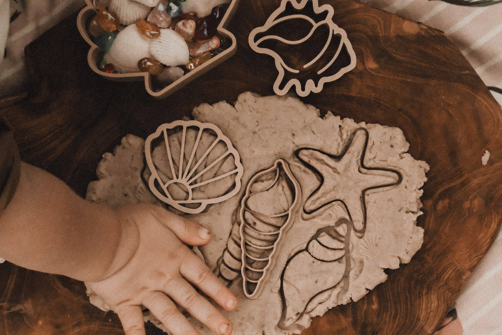 Kinfolk Pantry - Sea shell Eco Cutter Set