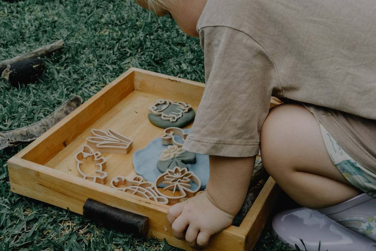 Kinfolk Pantry - Pond life Cutter Set - Eco Playdough Tool