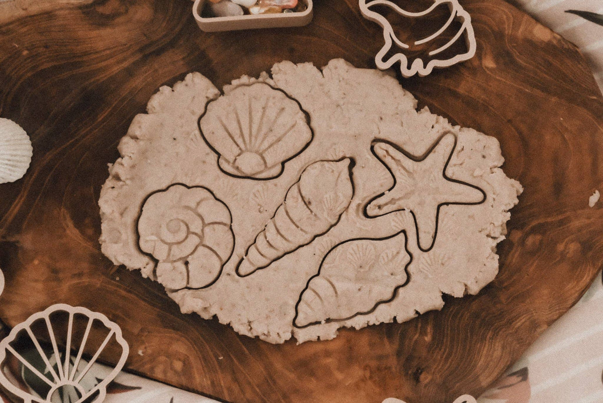 Kinfolk Pantry - Sea shell Eco Cutter Set