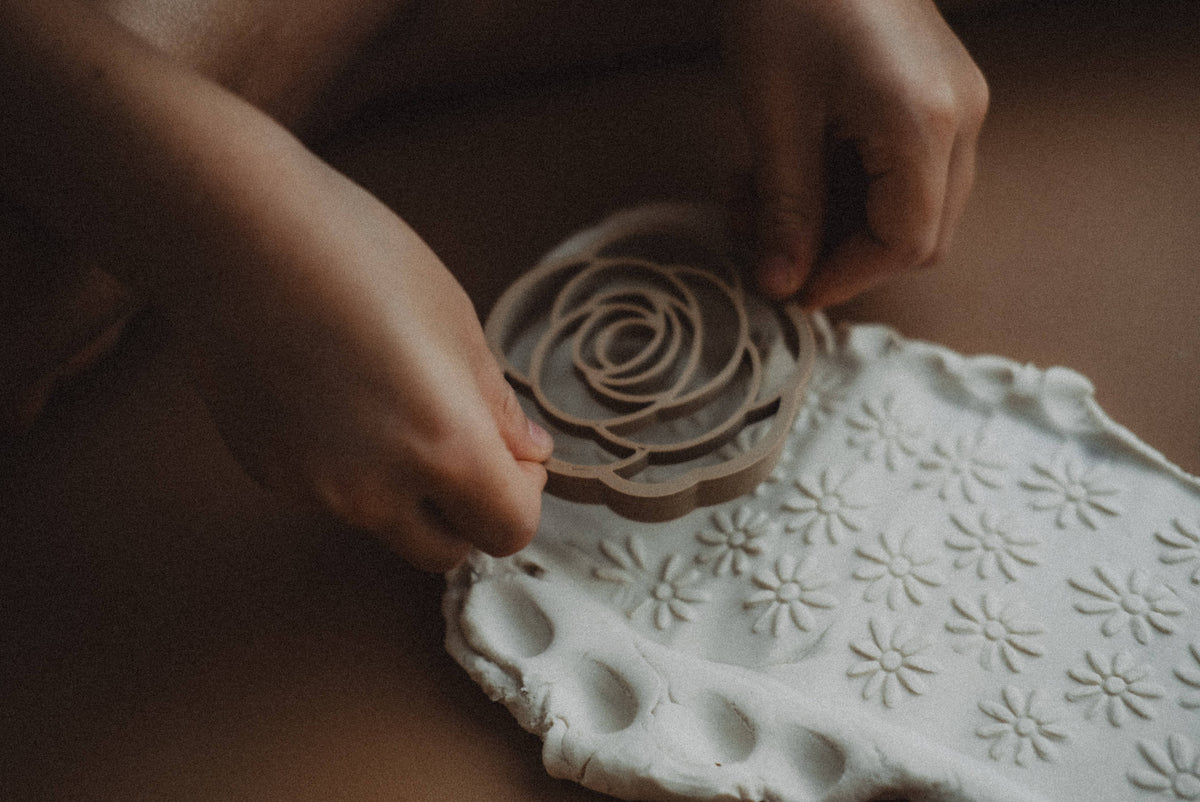 Kinfolk Pantry - Daisy Roller - Eco Pattern Playdough Roller