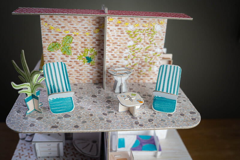 Djeco - Cut Out Doll House