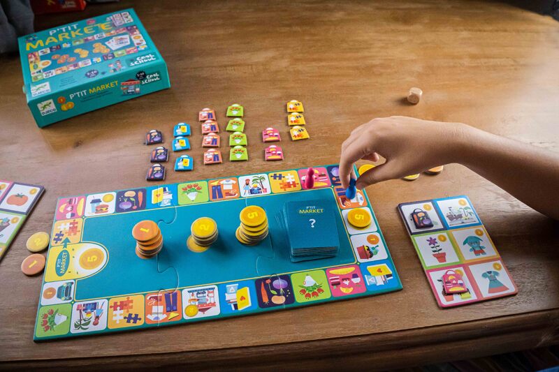 Djeco - Little Market Cool School Game