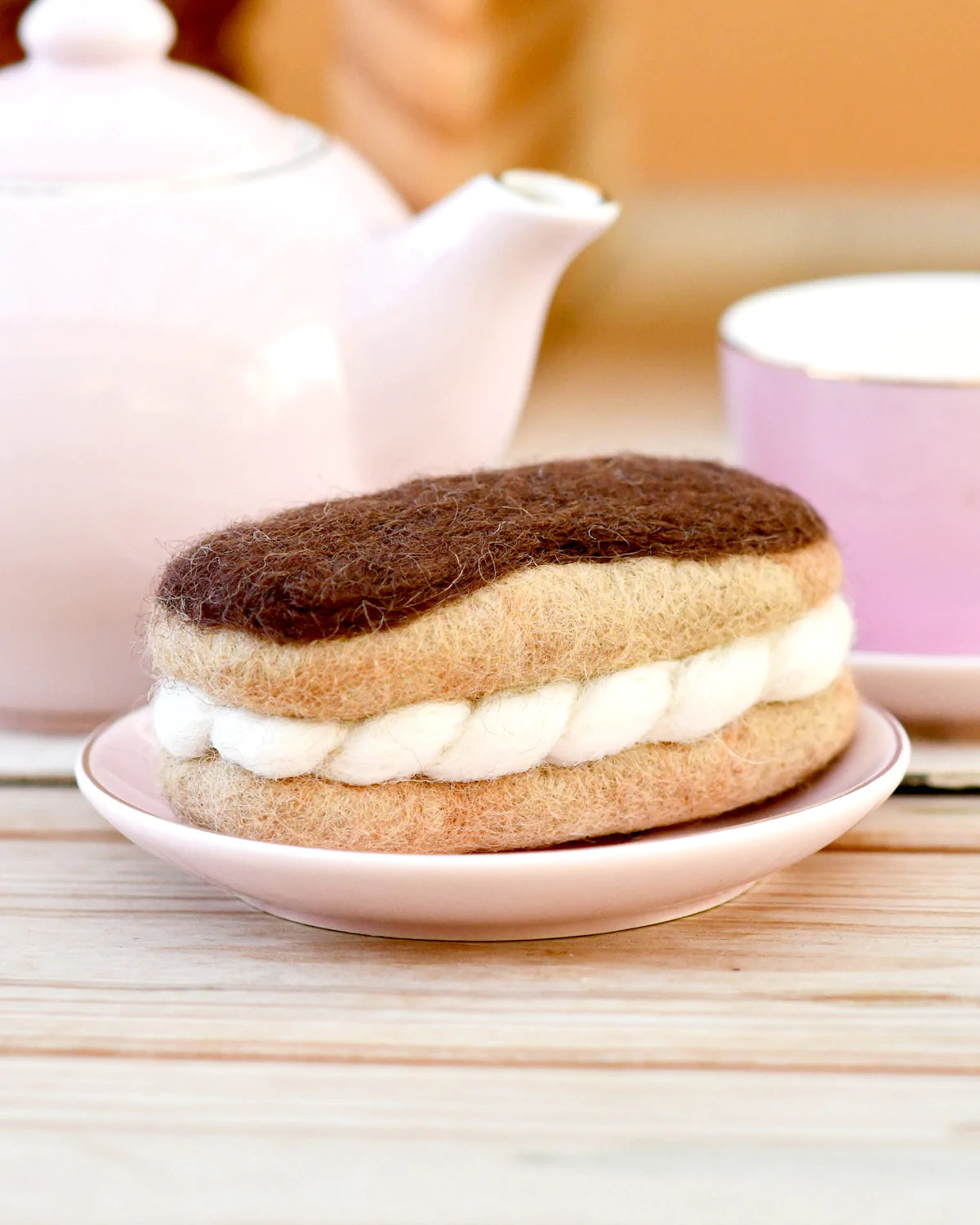 Tara Treasures - Felt Chocolate Eclair