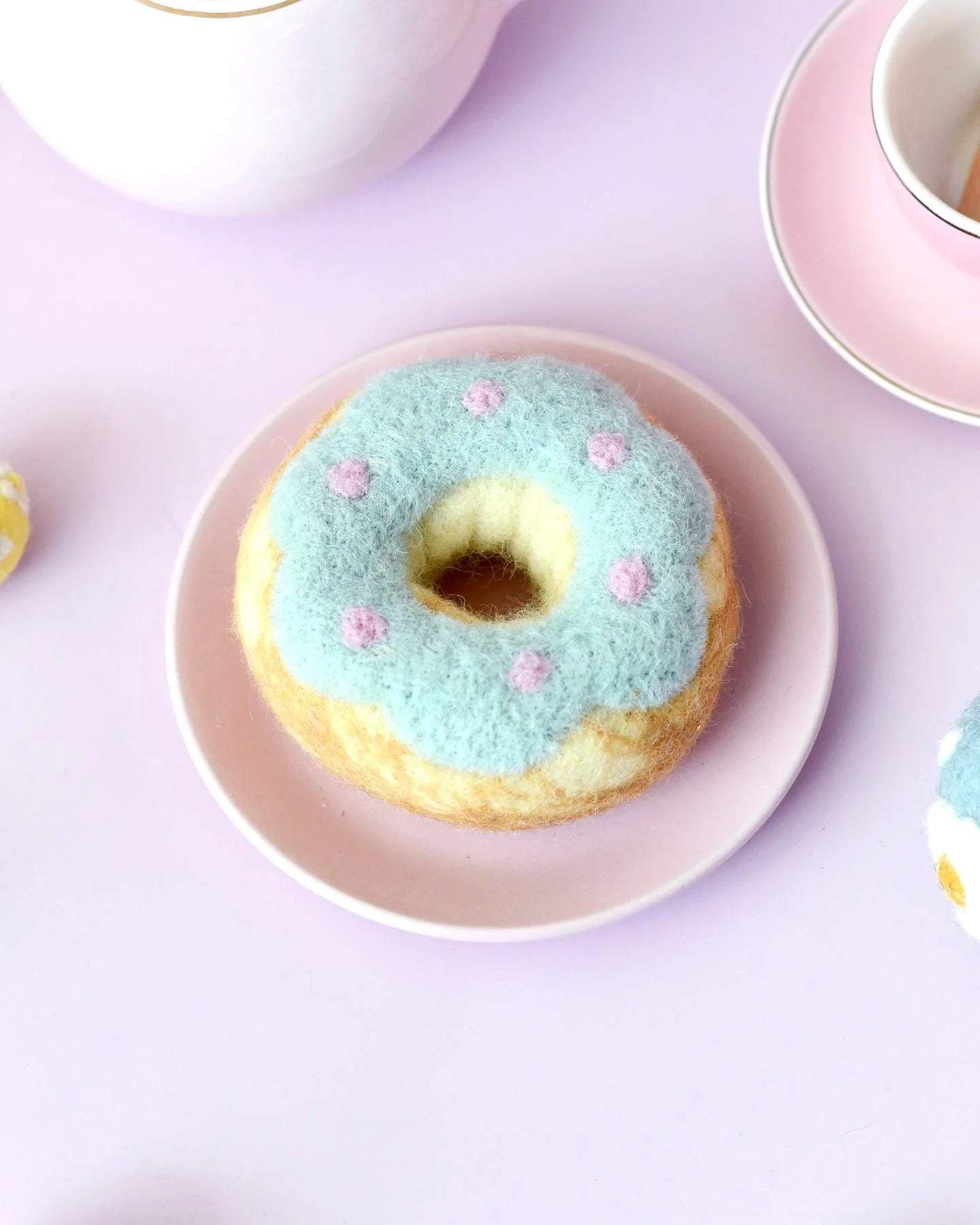 Tara Treasures - Felt Doughnut (Donut) with Pastel Blue Frosting and Pink Dots