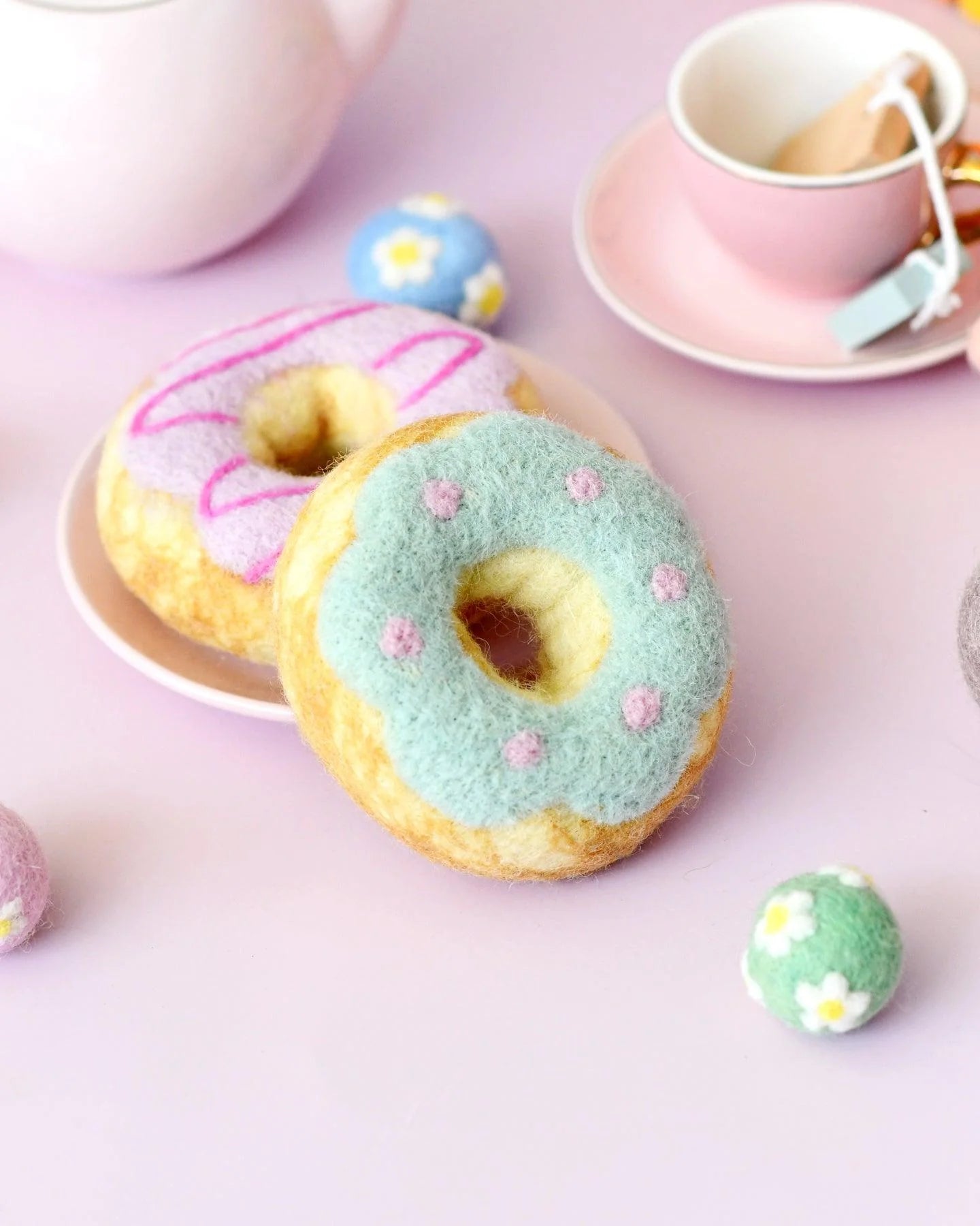 Tara Treasures - Felt Doughnut (Donut) with Pastel Blue Frosting and Pink Dots