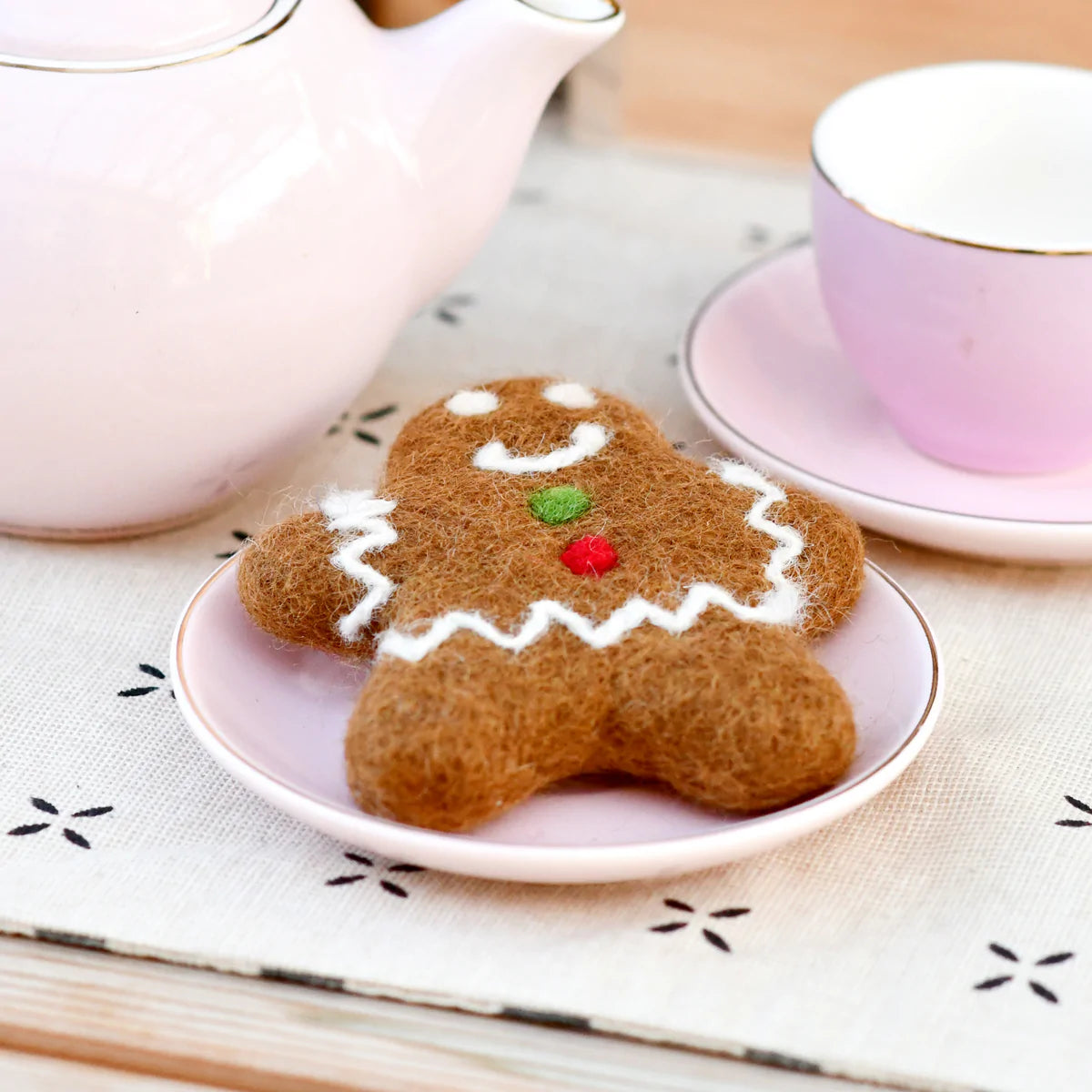 Tara Treasures - Felt Gingerbread Man Cookie