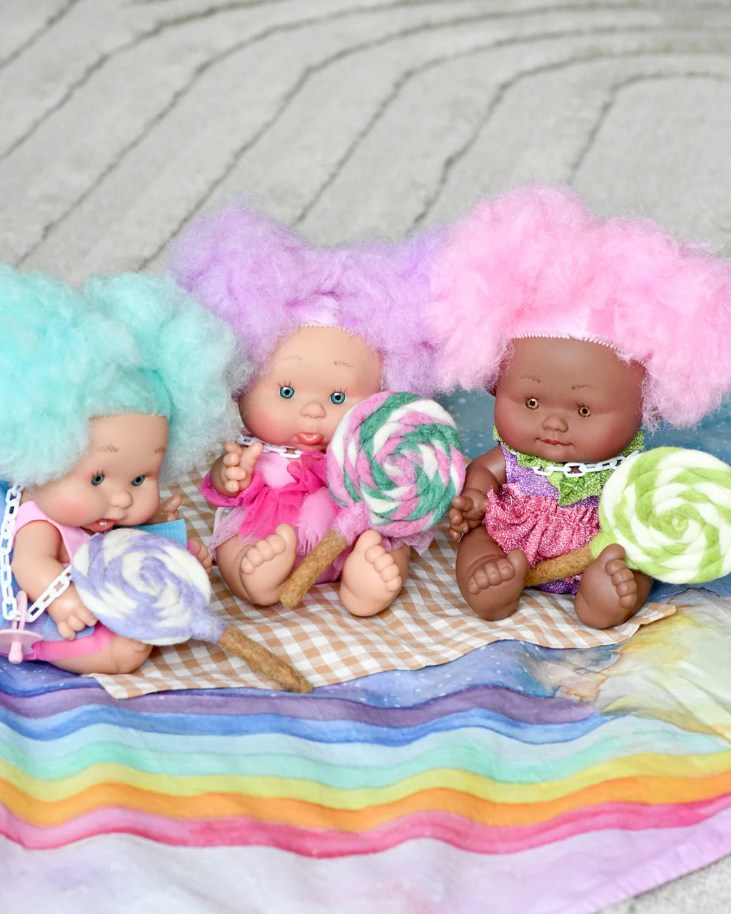 Tara Treasures - Felt Colourful Pink and Green Swirl Lollipop