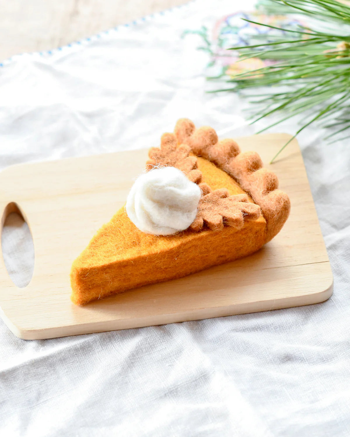 Tara Treasures - Felt Pumpkin Pie Slice