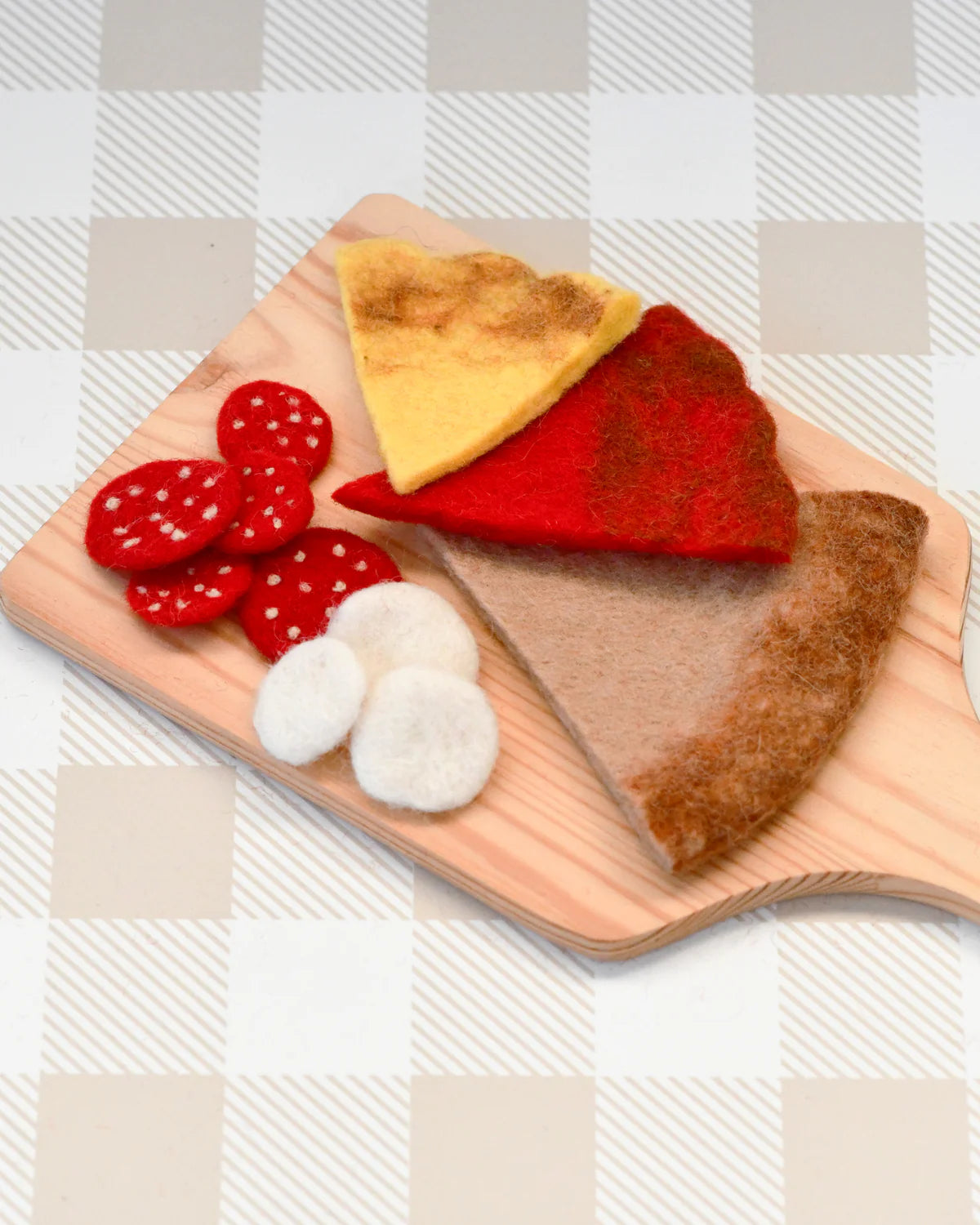Tara Treasures - Felt Pepperoni Pizza Slice