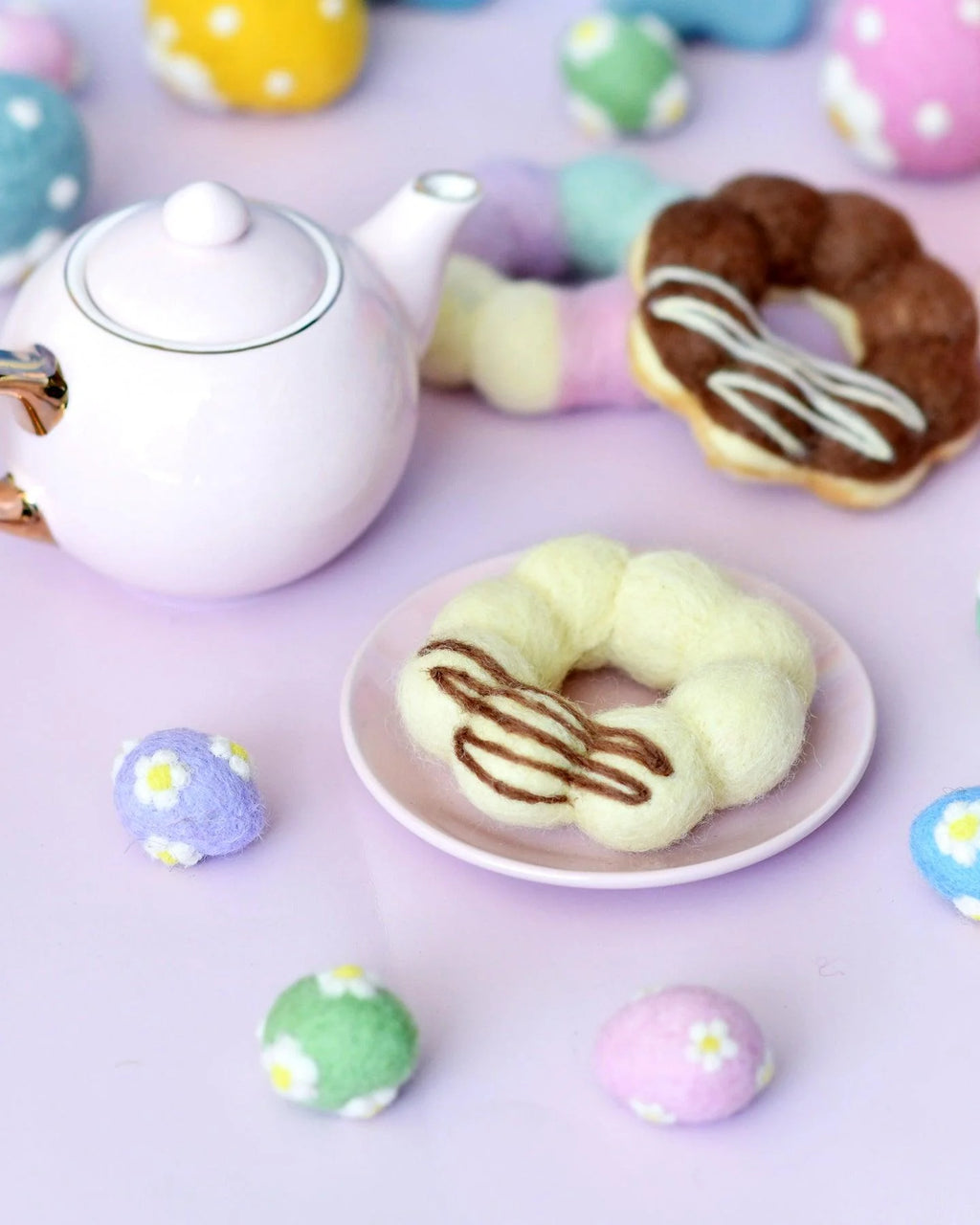 Tara Treasures - Felt Buttery Vanilla Pon De Ring Mochi Donut