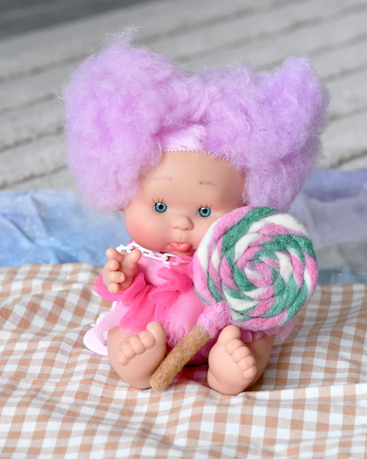 Tara Treasures - Felt Colourful Pink and Green Swirl Lollipop