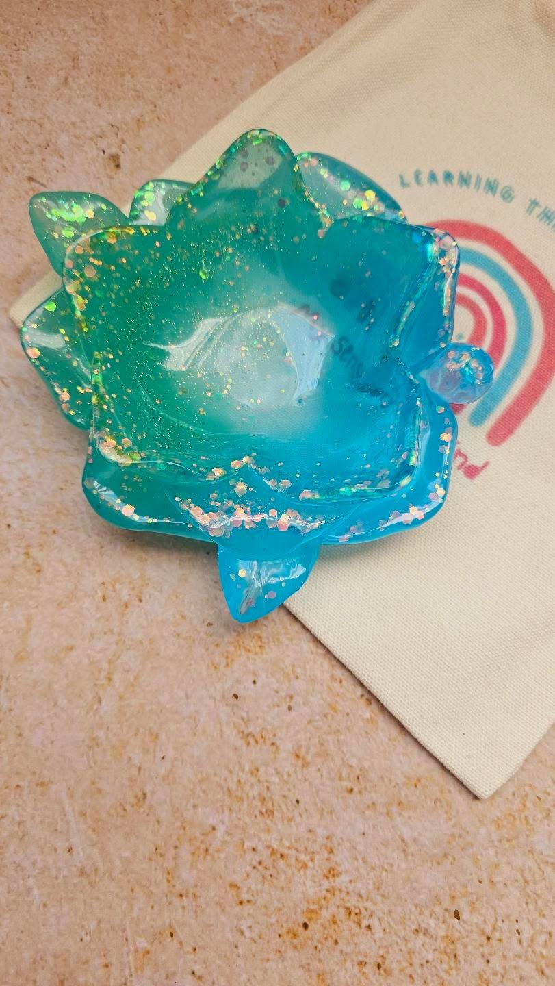 My Sensory Mind - Resin Lotus Flower Sensory Potion Play Bowl