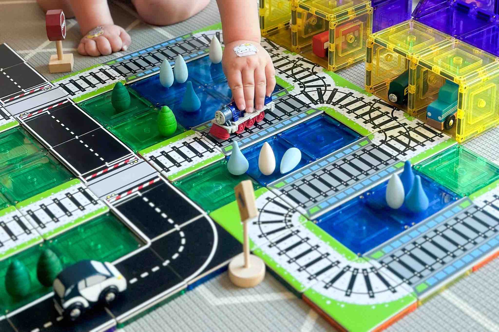 Learn & Grow Magnetic Tile Topper - Train Pack (36 Piece)