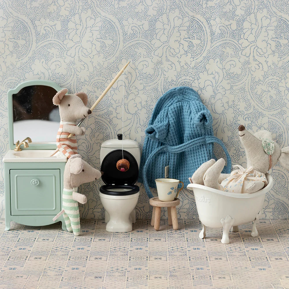 Maileg Sink Dresser Mouse Mint
