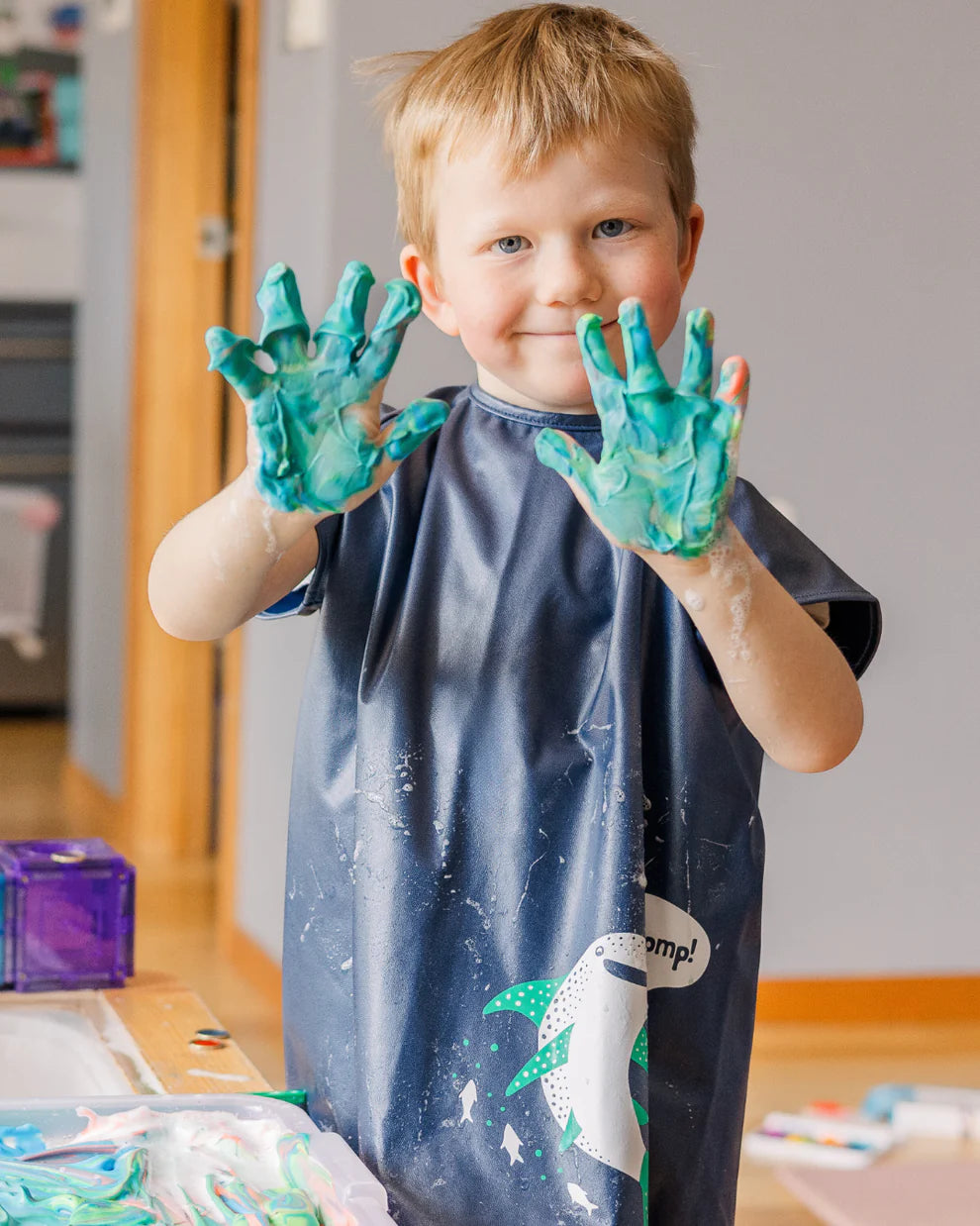Little Chomps - Short Sleeve Messy Mealtime (Preschool) Smock Bib: 3-6yrs - Blueberry Pie Whale Shark