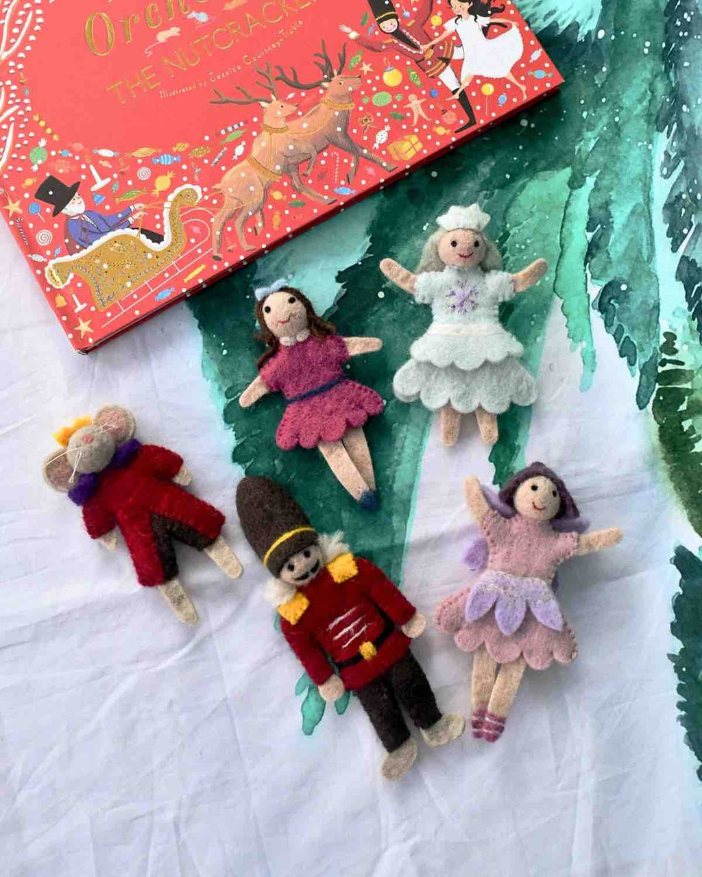 Tara Treasures - Nutcracker and the Mouse King Finger Puppet Set