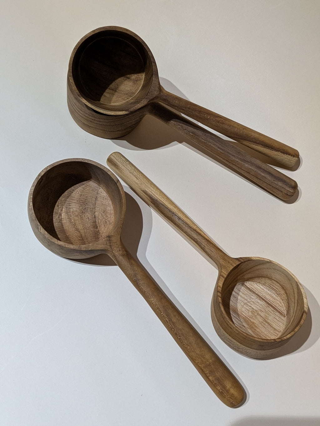 Papoose Toys - Teak Pot Scoop