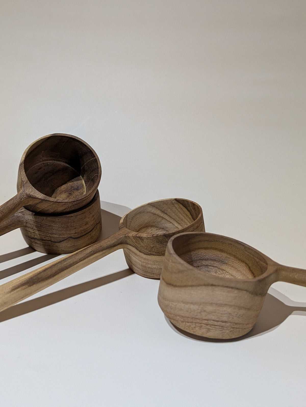Papoose Toys - Teak Pot Scoop