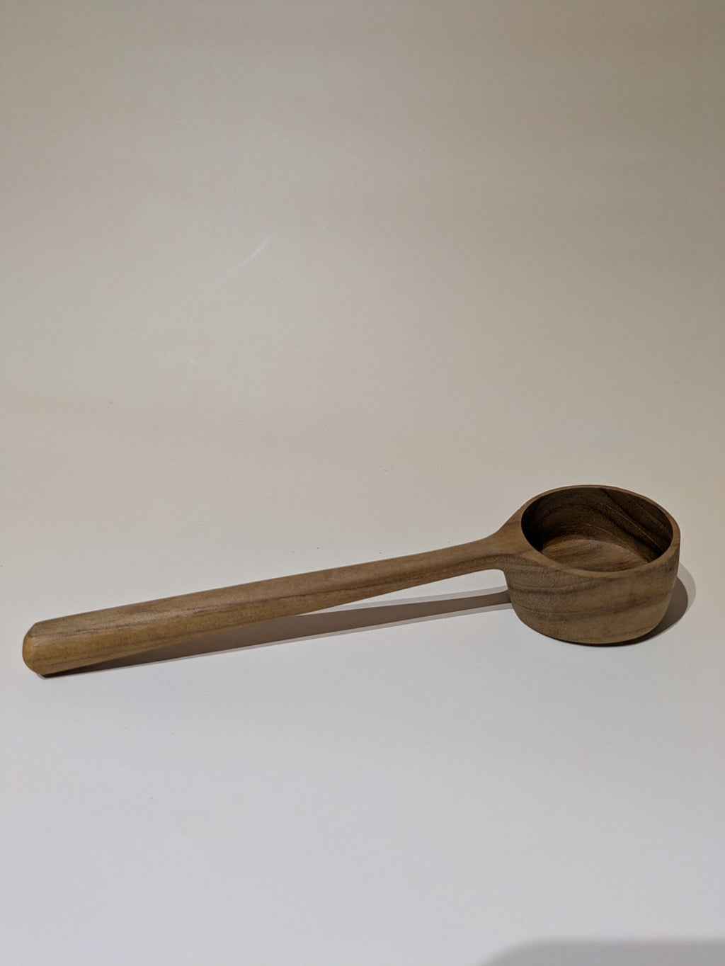 Papoose Toys - Teak Pot Scoop