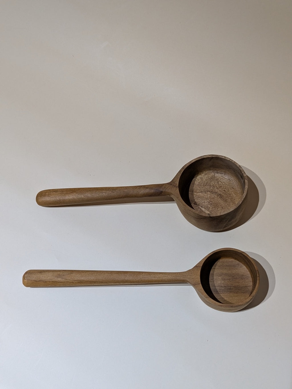 Papoose Toys - Teak Pot Scoop