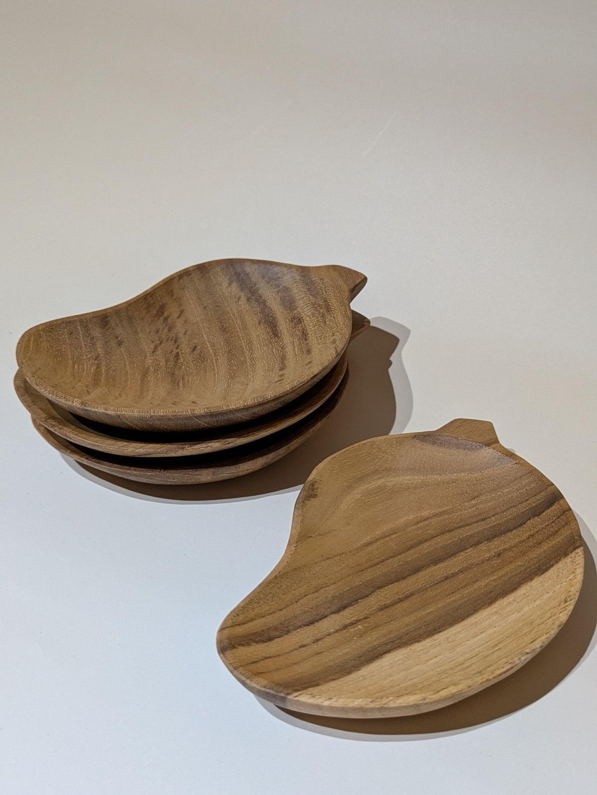 Papoose Toys - Paisley Leaf Plate