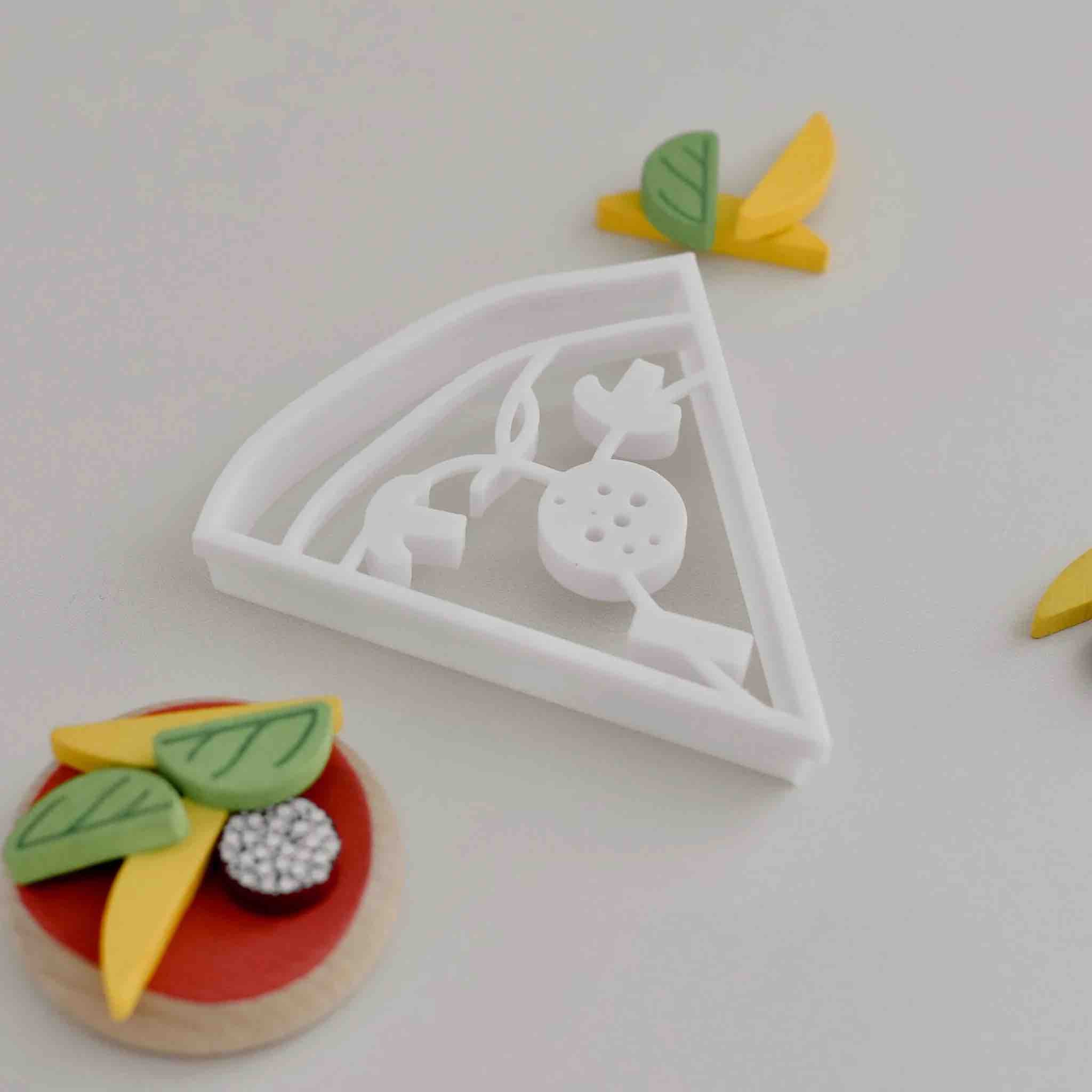 Beadie Bug Play - Pizza Slice Bio Cutter