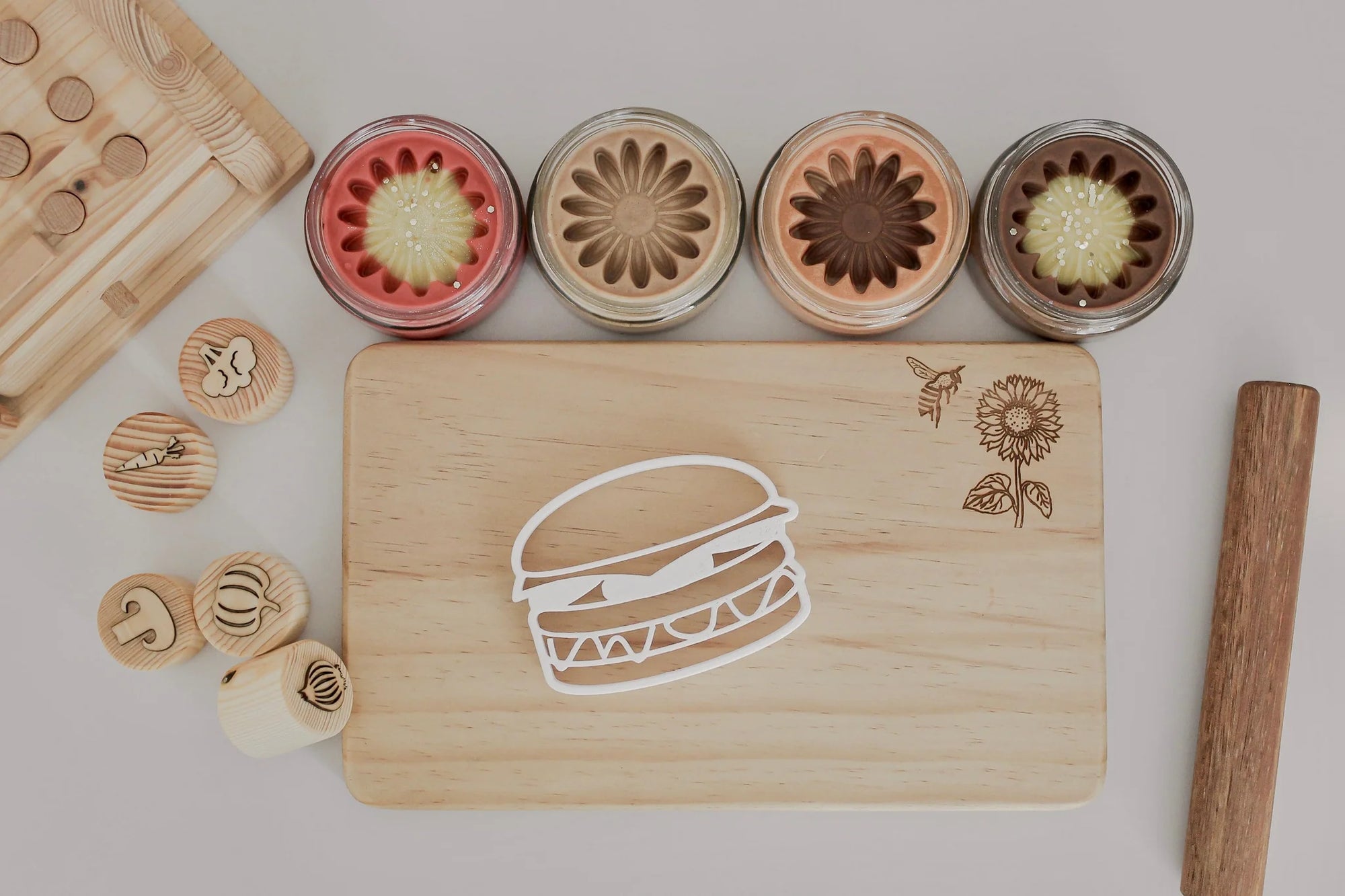Beadie Bug Play - Hamburger Bio Cutter