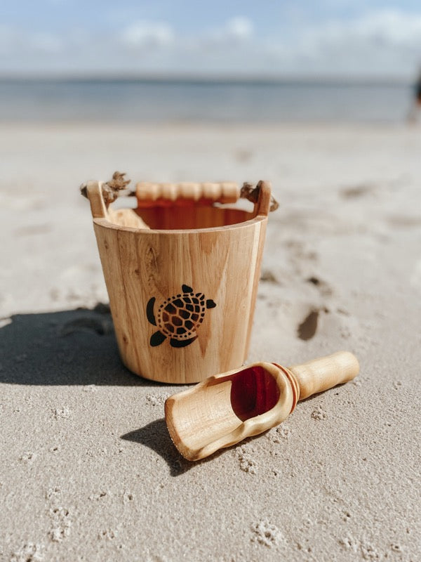 Explore Nook - Wooden Bucket & Scoop set (Turtle Burn Stamp Edition)