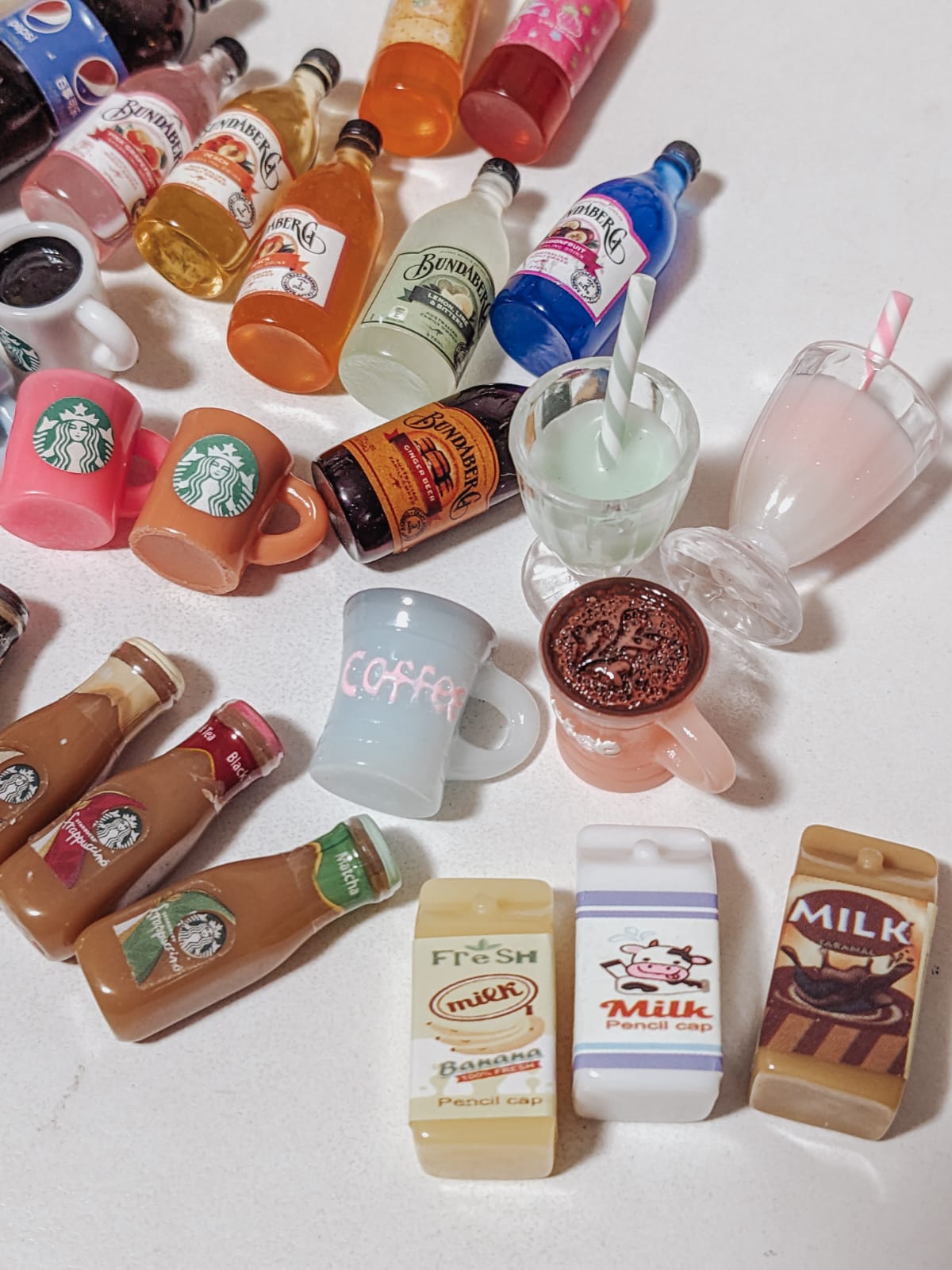 Bambi Bunny - Dollhouse Miniature Drinks - 15pcs