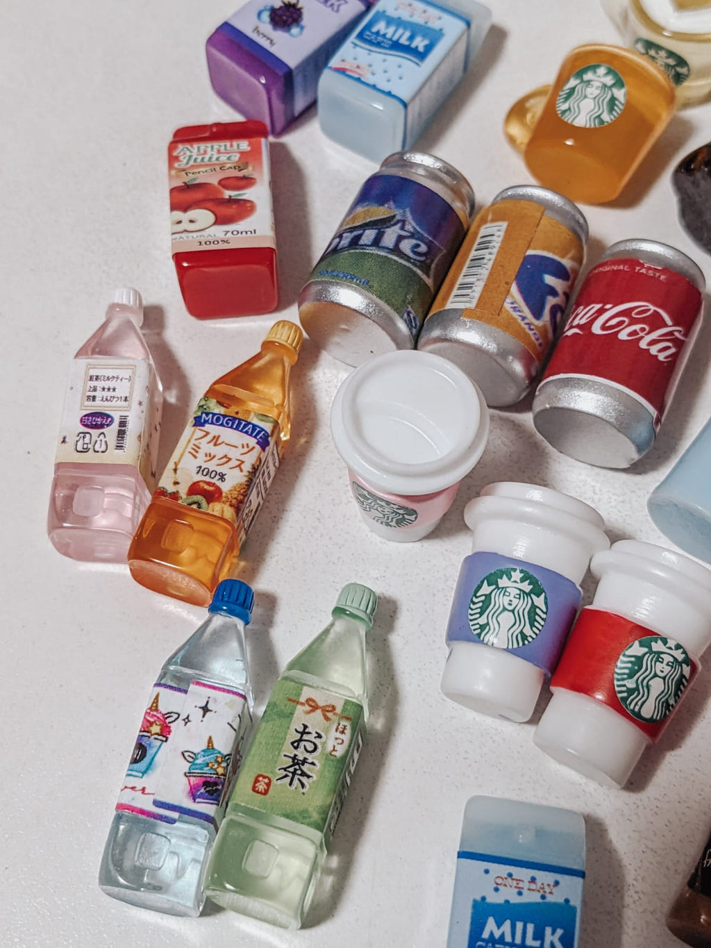 Bambi Bunny - Dollhouse Miniature Drinks - 15pcs