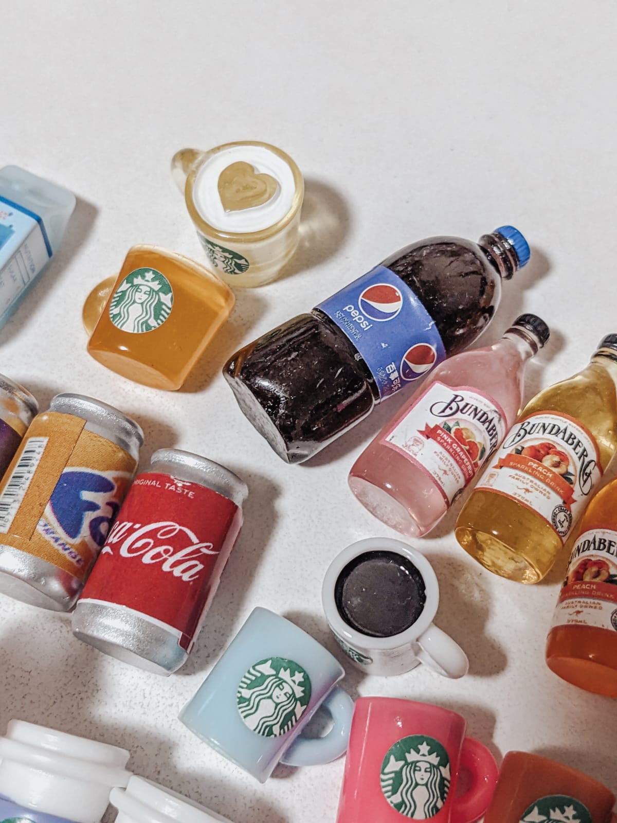 Bambi Bunny - Dollhouse Miniature Drinks - 15pcs