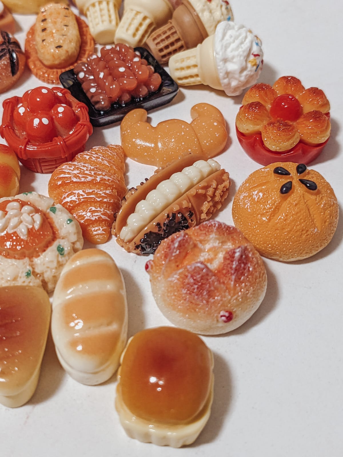 Bambi Bunny - Dollhouse Miniature The Fluffy - 15pcs