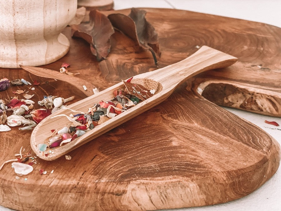 Explore Nook - Bamboo Scoop
