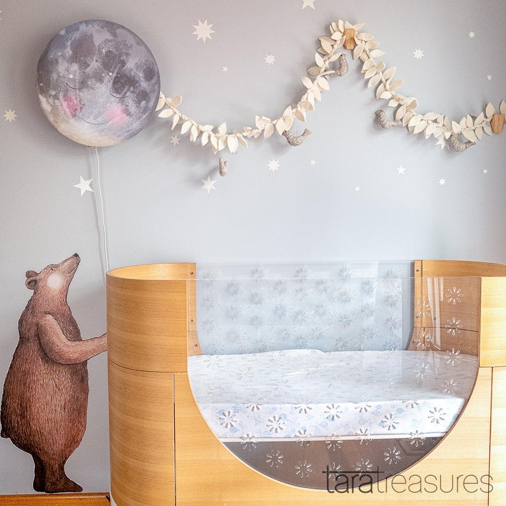 Tara Treasures - Doves and Leaves Garland