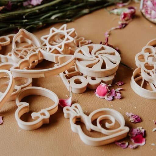 Kinfolk Pantry - Sensory Kit/Party Favour Cutter Set of 14 - Eco Playdough Tool