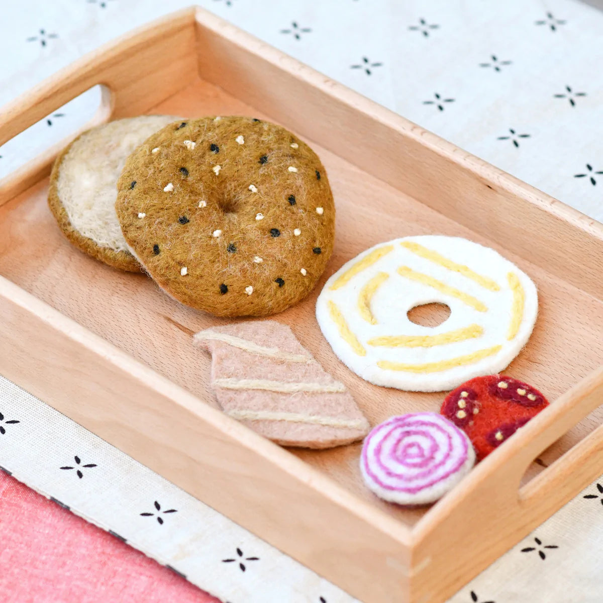 Tara Treasures - Felt Bagel Stack Play Food Set